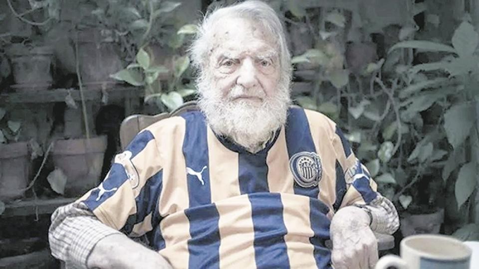 El Gobierno Nacional demolió el Monumento a OSVALDO BAYER